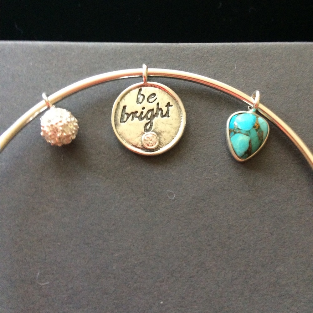 💚PRICE DROP! Silpada.925 Sterling Silver Bangle